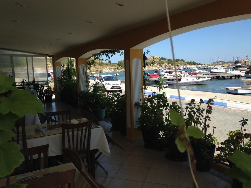 Foca Yali Hotel Exterior photo