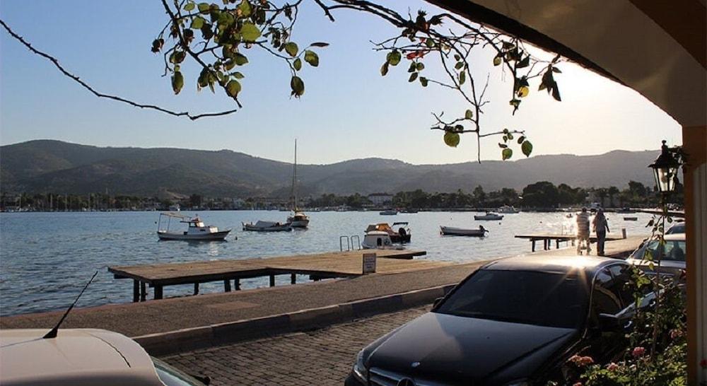 Foca Yali Hotel Exterior photo
